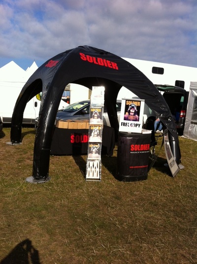 Small black inflatable gazebo for the Soldier magazine